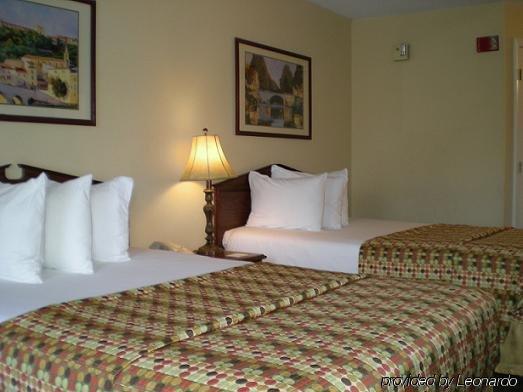 Baymont By Wyndham Elkhart Hotel Ruang foto
